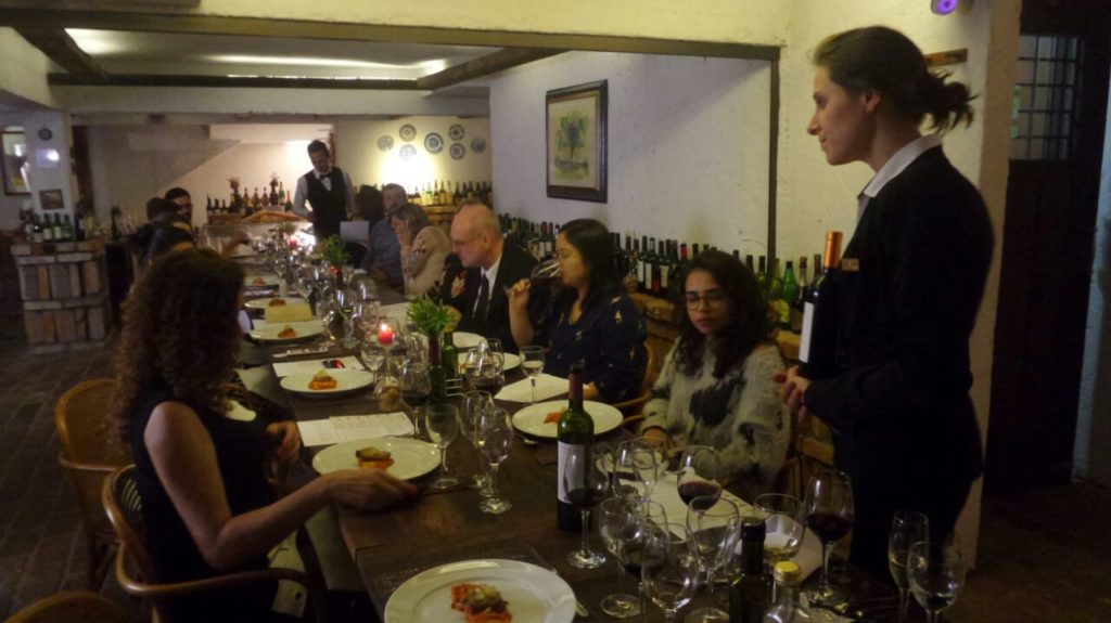 Vinhos de castas inusitadas são a nova proposta de hotel para harmonização