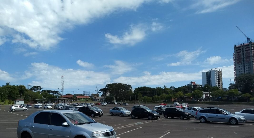 Cerca de 250 motoristas participam do ato (Foto: Maicon Rech)