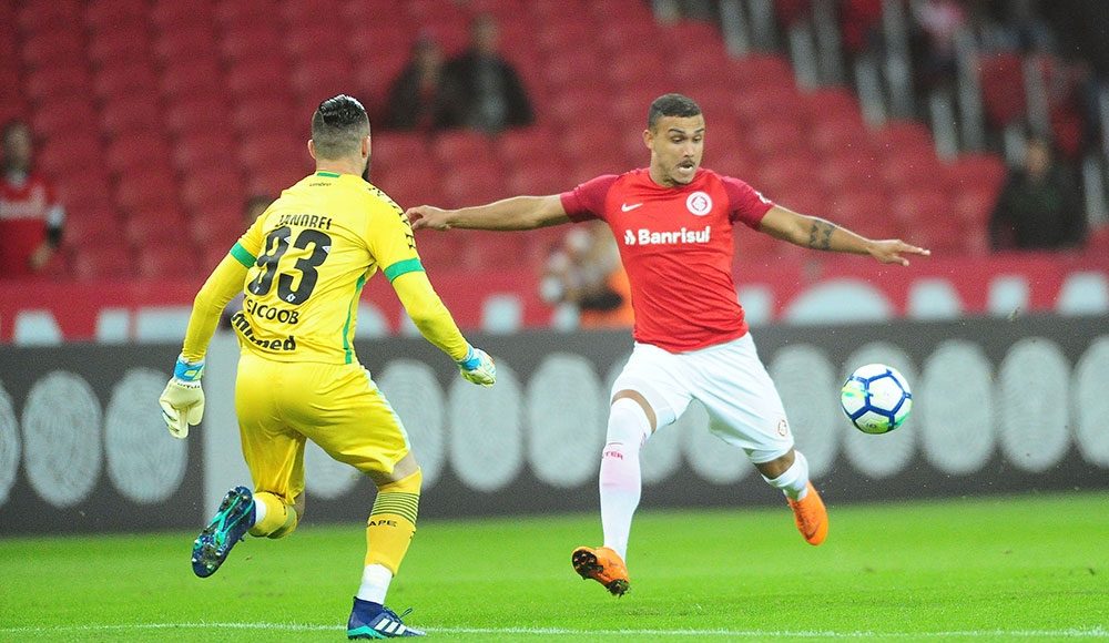 Lucca, Moledo e Patrick marcaram em goleada colorada no Beira-Rio (Foto: www.internacional.com.br)