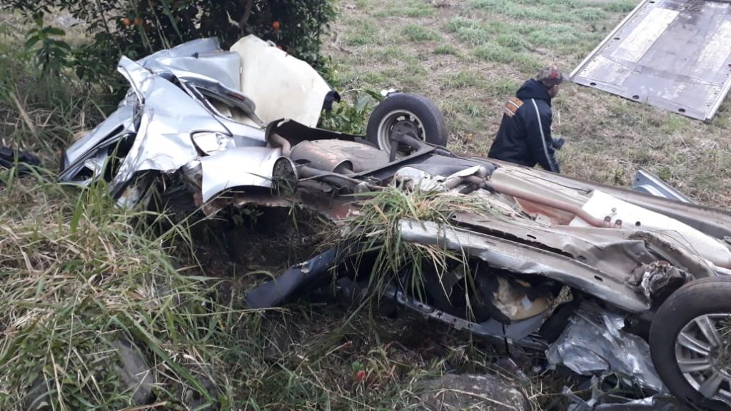 Condutor morreu no local(Fotos e vídeo: PRF)
