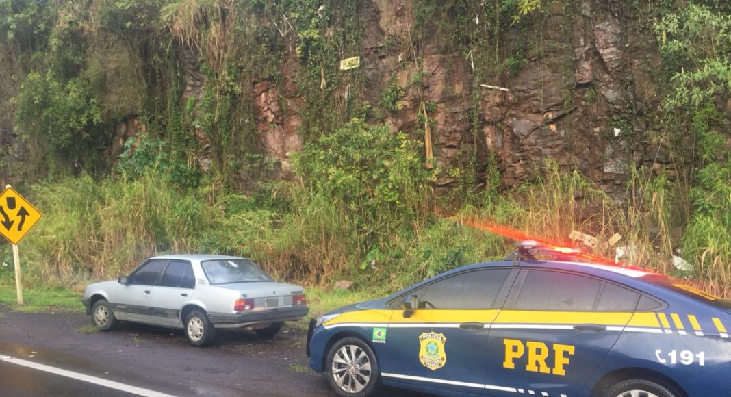 Veículo foi furtado em Porto Alegre (foto: PRF)