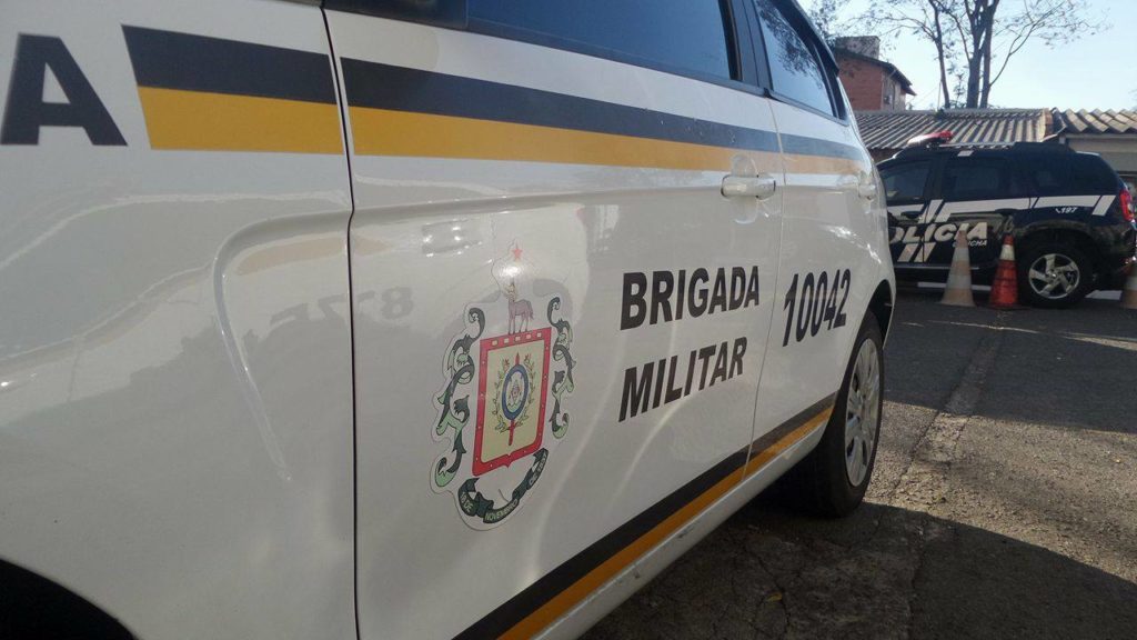 Pai e filho são baleados no bairro Pioneiro, em Caxias
