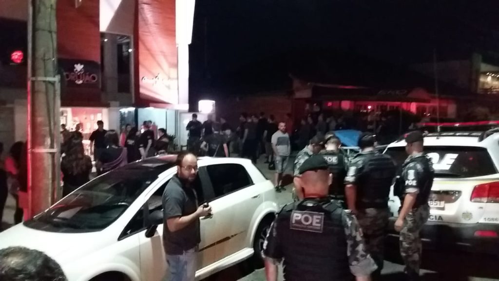 Quatro detidos em blitz na noite de Bento