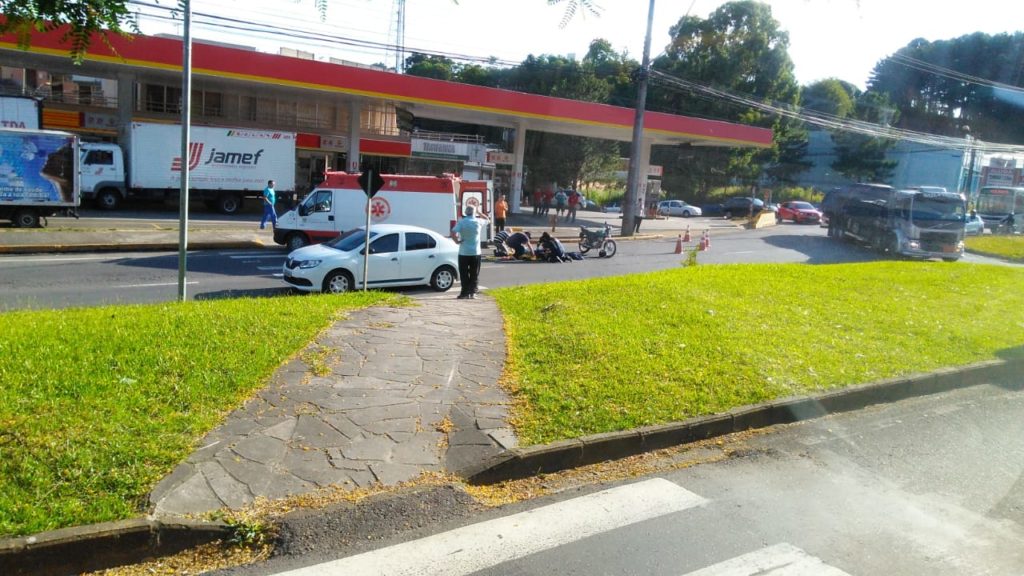 Motociclista fica ferido em acidente na Perimetral Norte, em Caxias