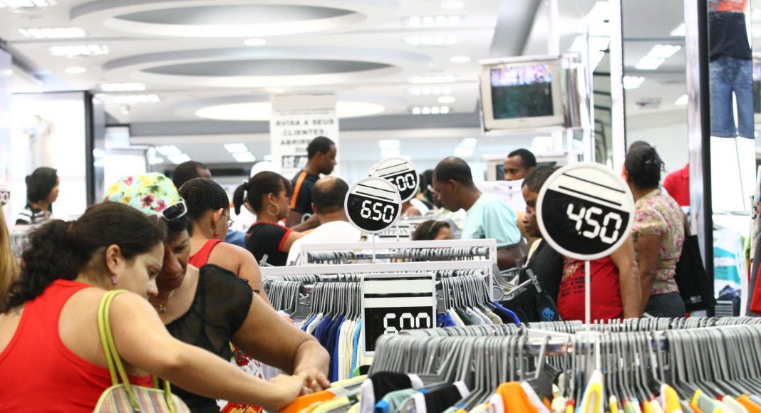 Comércio pode funcionar todos os dias da semana, informa Sindilojas Caxias