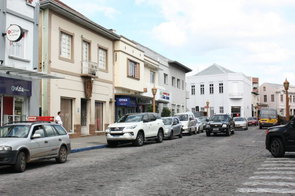 Estabelecimentos do Centro Histórico de Garibaldi devem ter letreiros padronizados