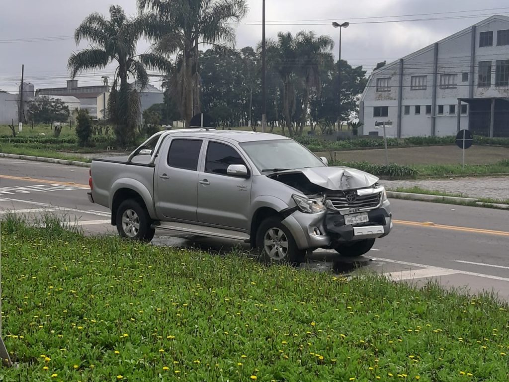 Dois acidentes de trânsito são verificados em menos de meia hora em Garibaldi