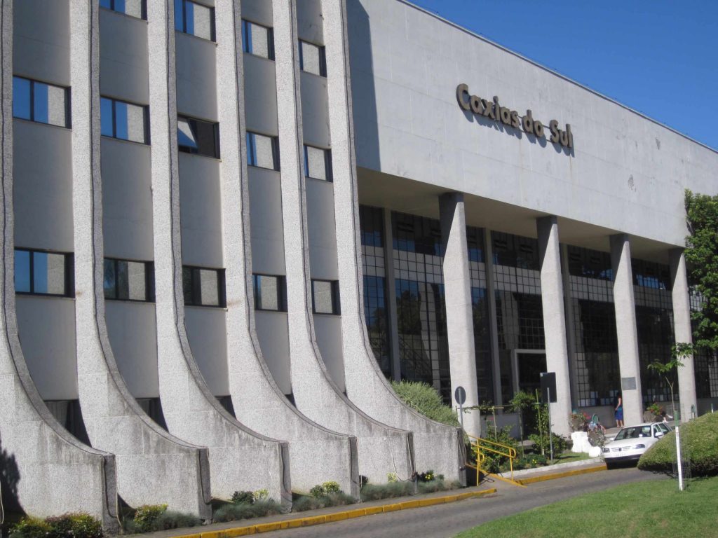 Grupo de vereadores solicita reabertura de salões de beleza à Prefeitura de Caxias