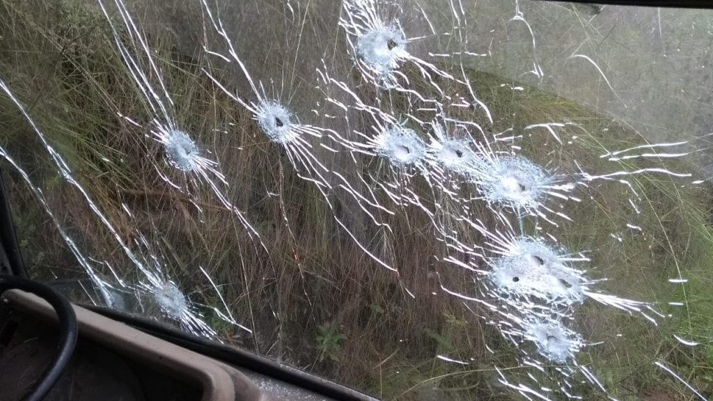 Motorista de caminhão, com placas de Caxias, é executado a tiros em estrada de Ipê