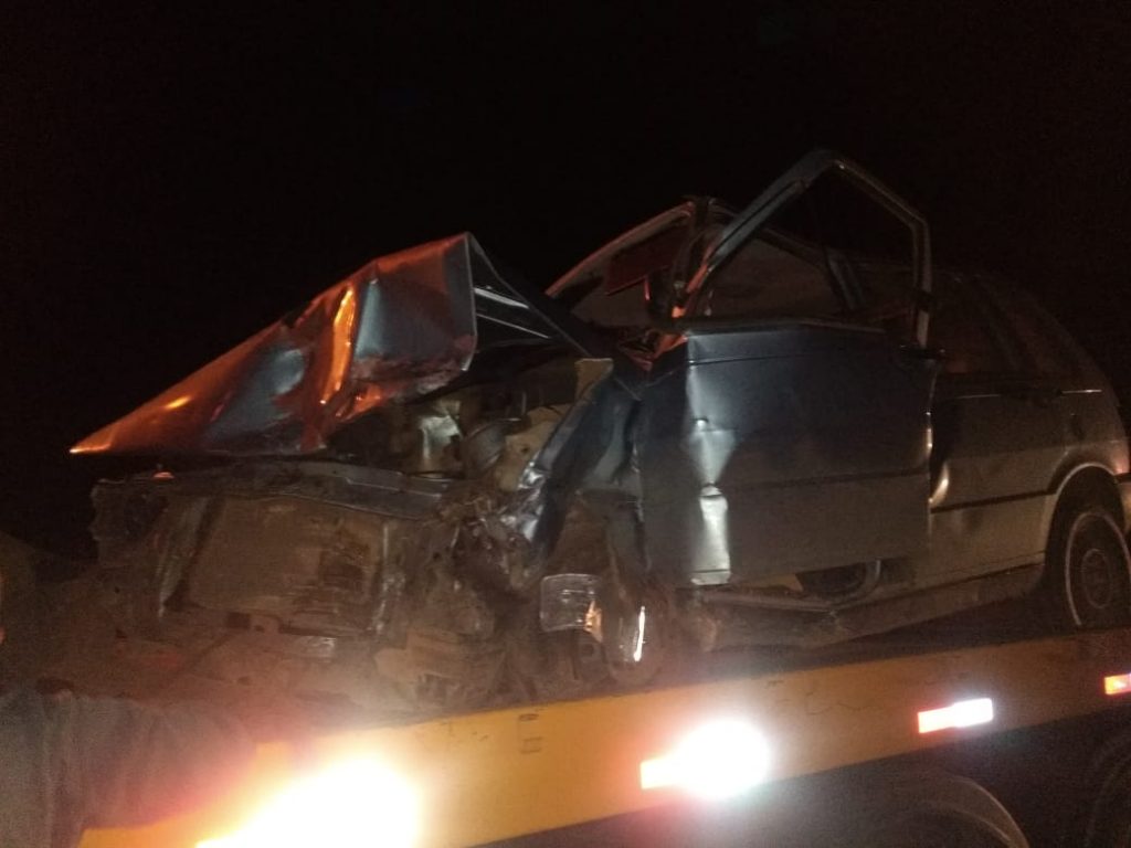 Homem morre após colisão frontal entre dois carros na VRS-814, em Flores da Cunha