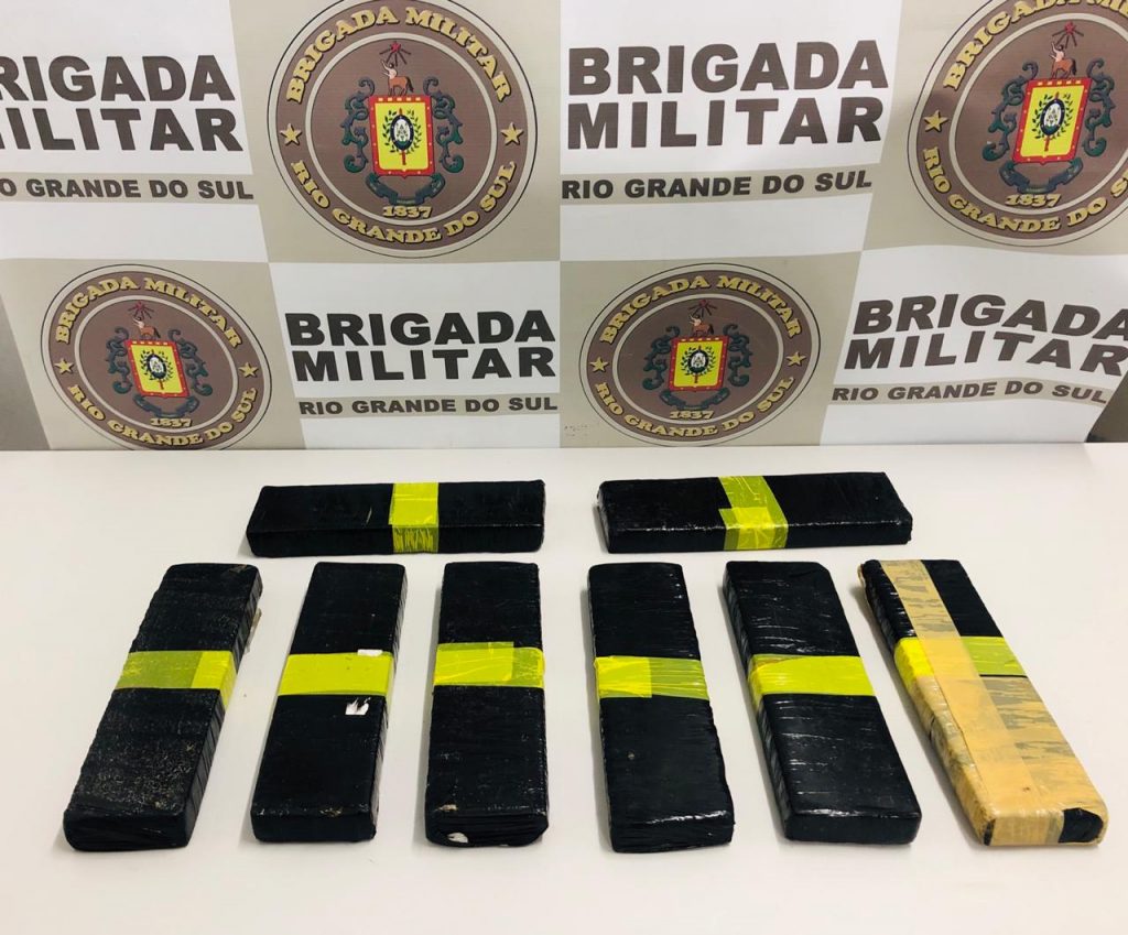 Traficante que trocou moto por drogas é preso com 6,5 kg de maconha em Caxias