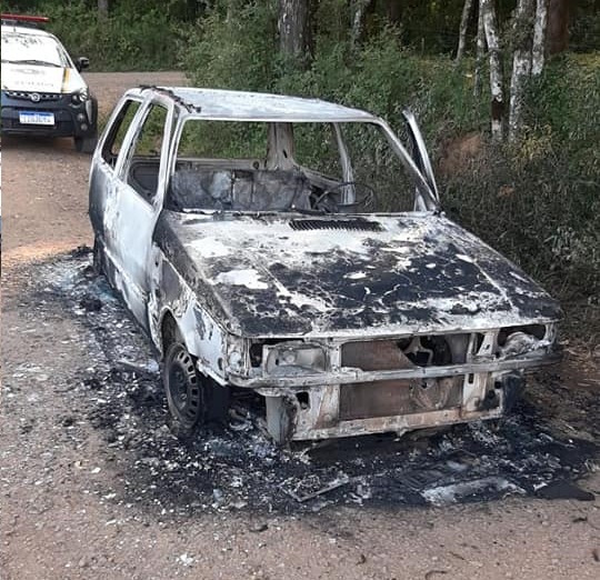 Foto: Veículo encontrado no interior de Carlos Barbosa. 