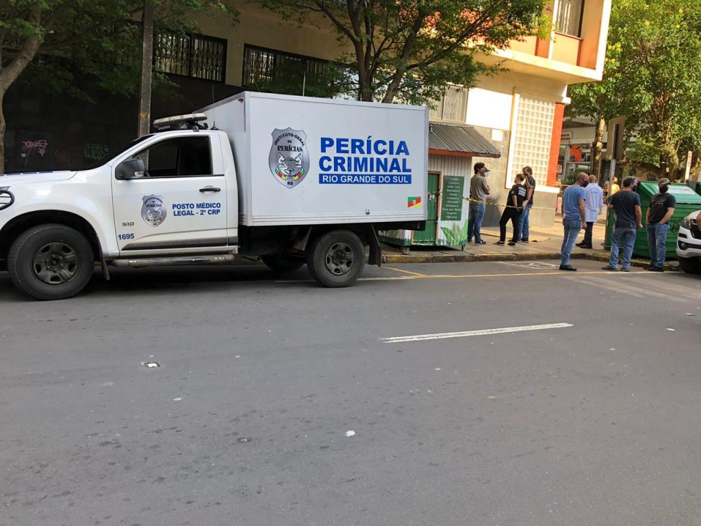 Polícia identifica mulher assassinada a tiros no Centro de Caxias do Sul Polícia identifica mulher assassinada a tiros no Centro de Caxias do Sul