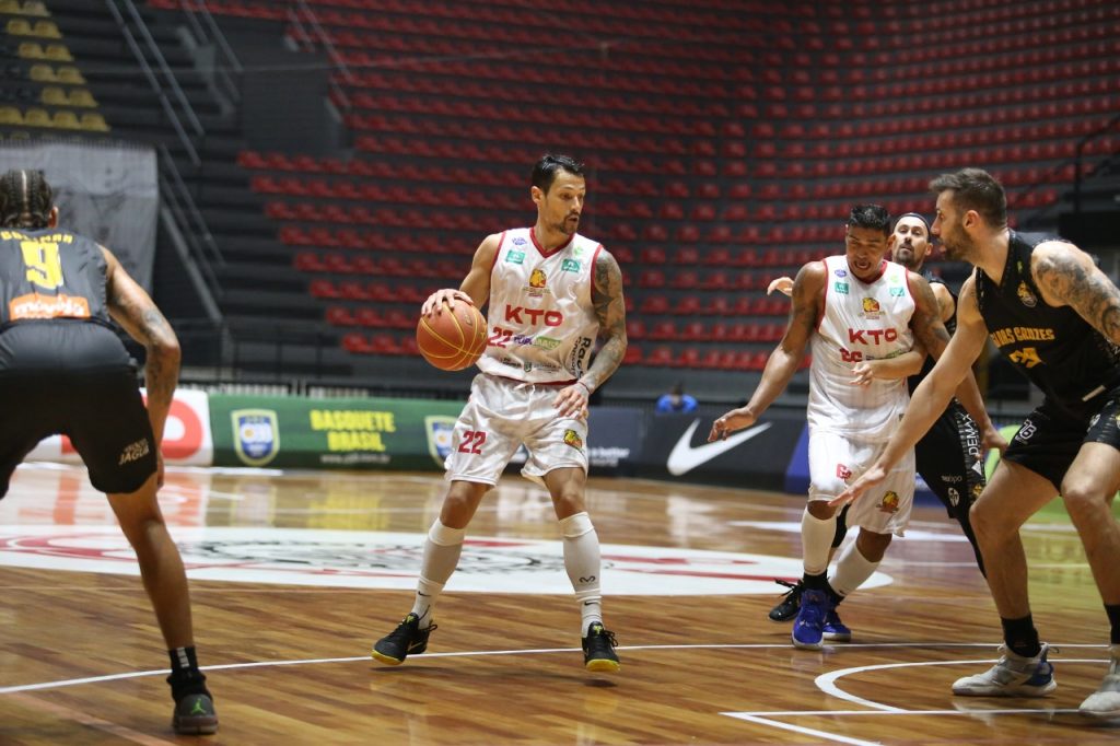 FOTO: Antonio Penedo/Mogi Basquete 
