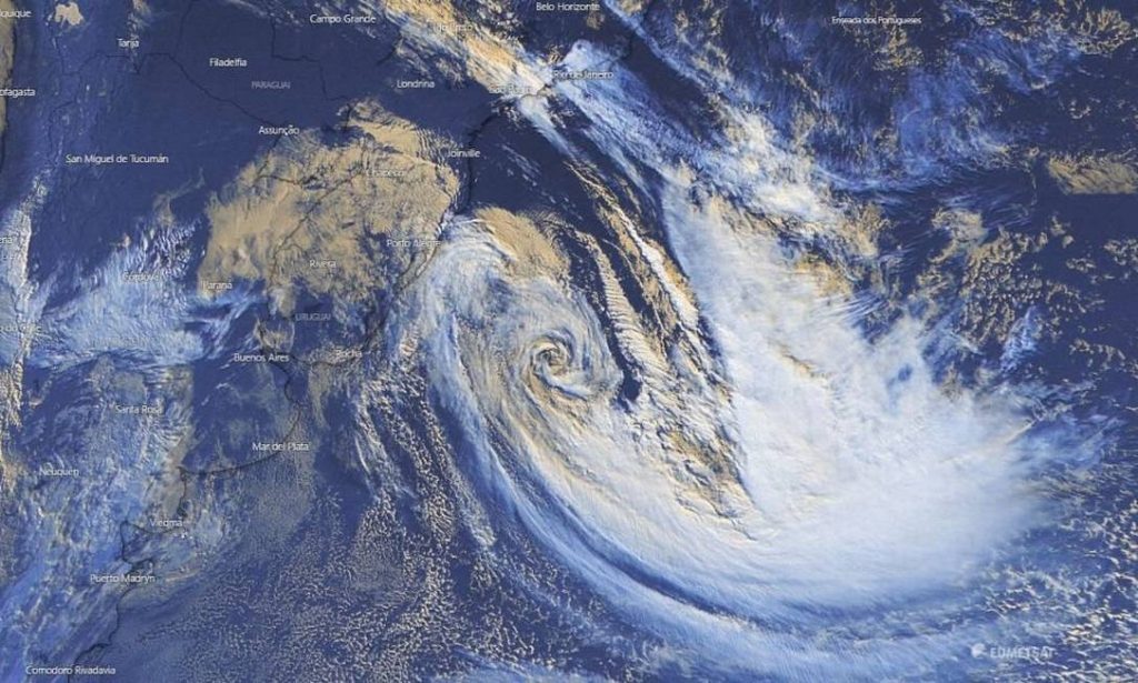 Meteorologia da UFPEL lança nota sobre alarme falso de ciclone bomba no RS