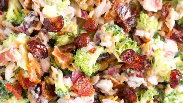 Cozinha Viva: Salada de brócolis e couve-flor crus