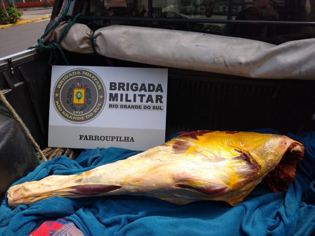 Homem é detido com 40kg de carne sem procedência em Farroupilha