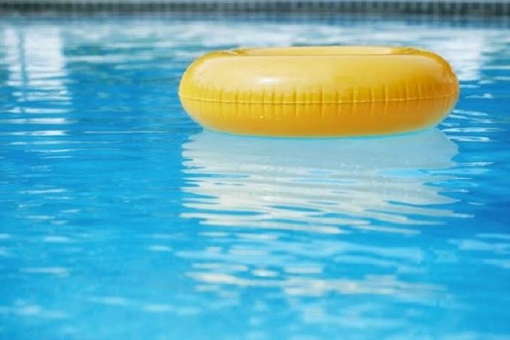 Menina de três anos morre afogada em piscina na cidade de Estrela