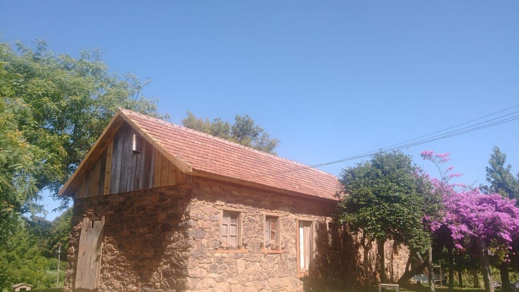 Primeira fase da restauração da Casa de Pedra Família Cercato é finalizada, em Garibaldi