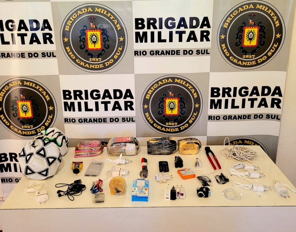 Jovem é preso pela terceira vez tentando arremessar celulares para dentro do presídio de Guaporé