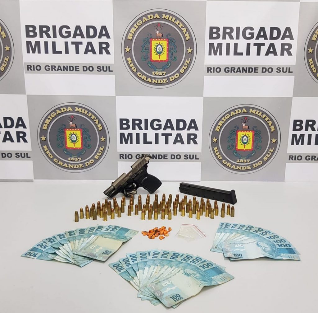 Brigada Militar prende homem com arma e drogas no bairro Mariani, em Caxias do Sul