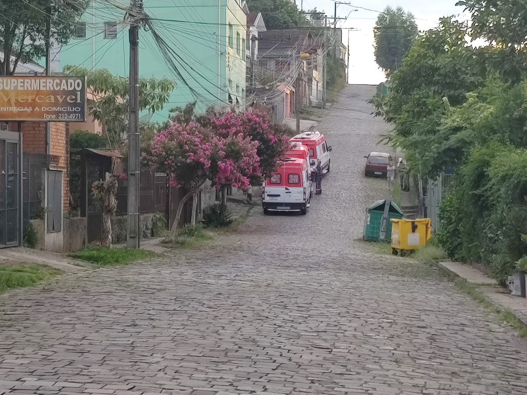 Patrulha Maria da Penha prende acusado de esfaquear idoso e ex-companheira em Caxias do Sul