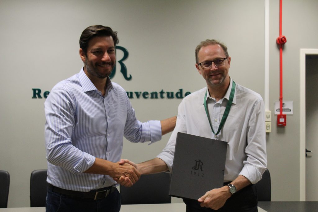 Comitê Organizador e Recreio da Juventude assinam contrato para cedência de espaços para utilização nas Surdolimpíadas