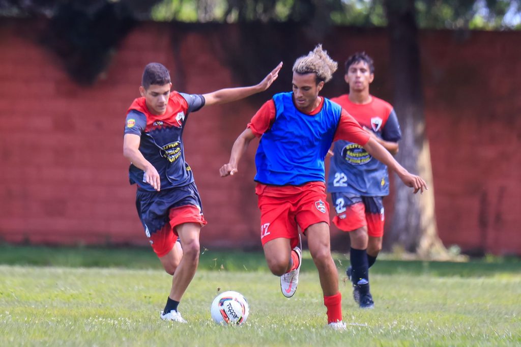 Brasil vence jogo-treino contra o Garibaldi