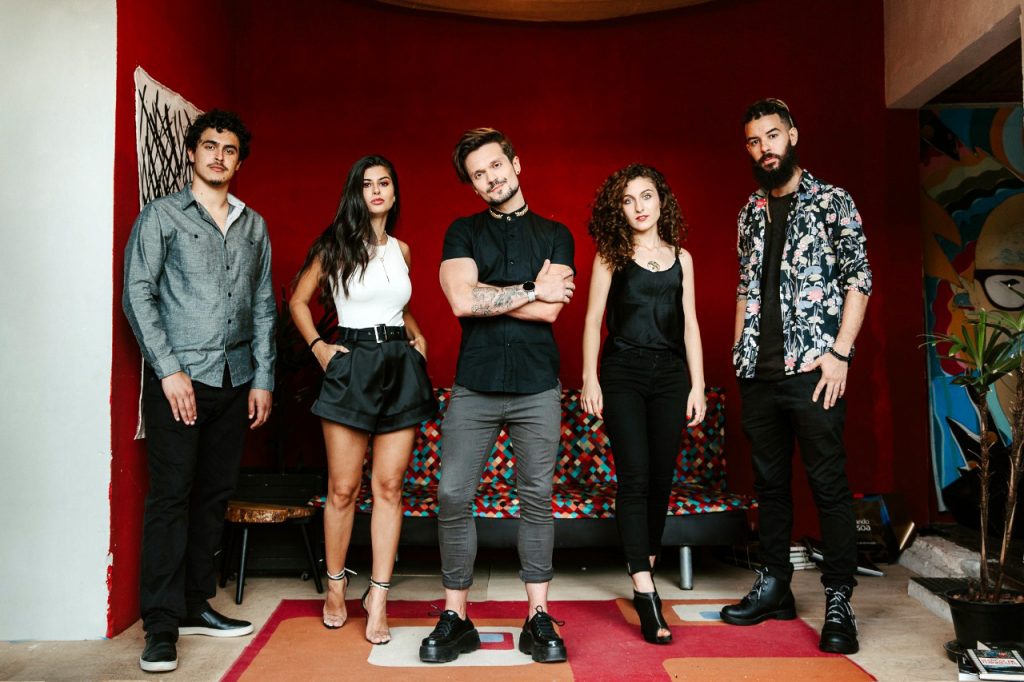 O grupo In Voice se apresenta neste sábado