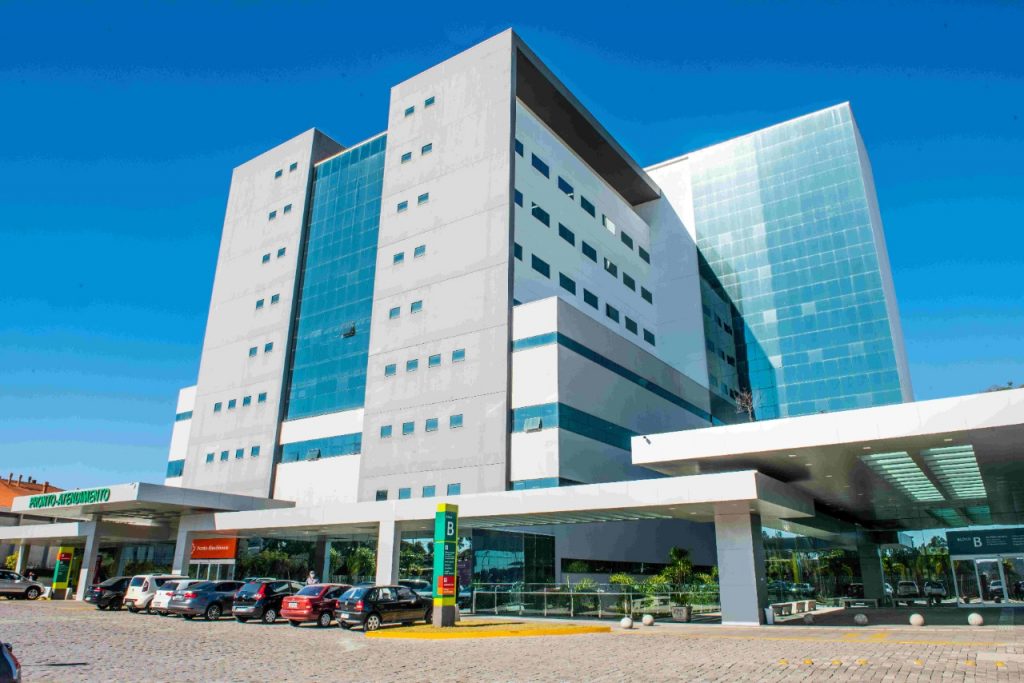 Unimed Nordeste-RS completa 50 anos apresentando campanha institucional com foco no cuidado