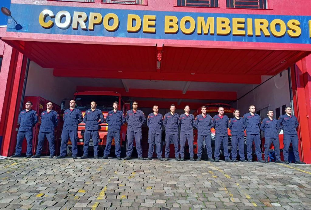 Bombeiros de Veranópolis promovem Drive Thru para arrecadar agasalhos
