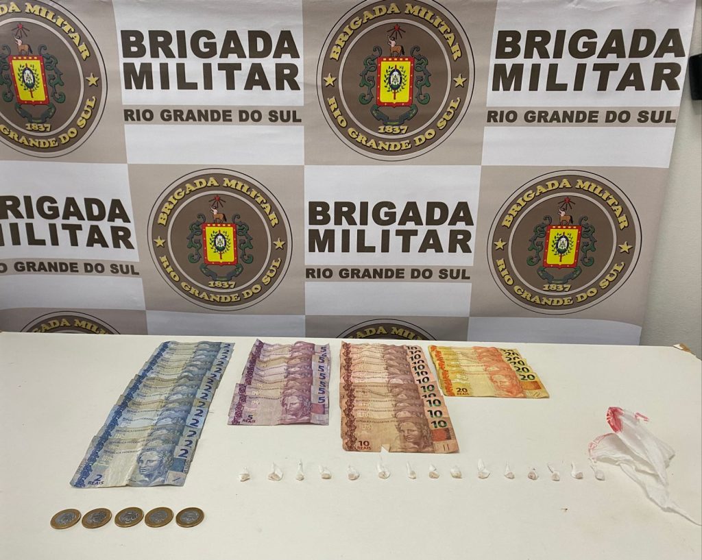 Brigada Militar flagra mulher com crack enfiado entre as nádegas, em Farroupilha