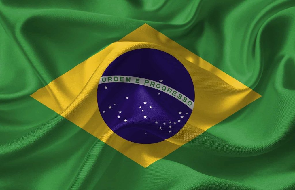 Polêmica -  a bandeira nacional e a política