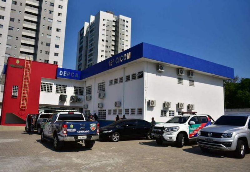 Adolescente tenta suicídio após ser estuprada pelo padrasto em Manaus