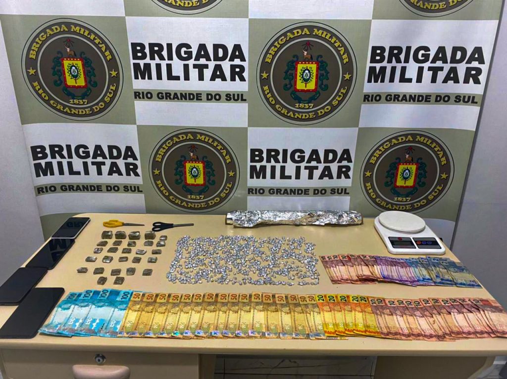 Operação do Batalhão de Choque prende três adultos e uma adolescente em Sananduva