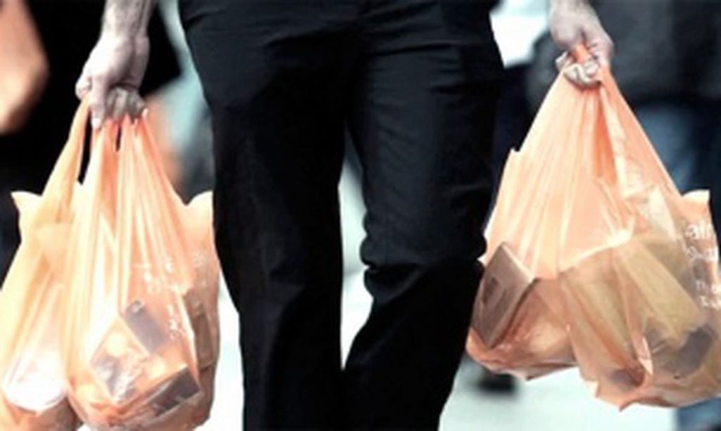 Distrito Federal proíbe distribuição de sacolas plásticas a partir desta segunda