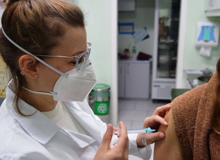Pessoas de 30 anos ou mais poderão receber a 4ª dose da vacina contra a Covid-19 em Flores da Cunha