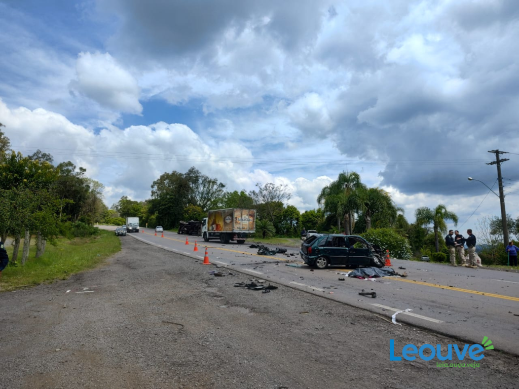 Colisão entre carro e caminhão deixa homem morto entre Bento Gonçalves e Veranópolis