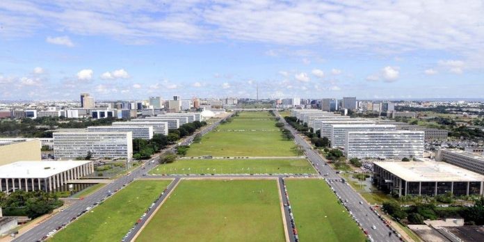 Governo Federal anuncia bloqueio de 2,6 bilhões em gastos do orçamento