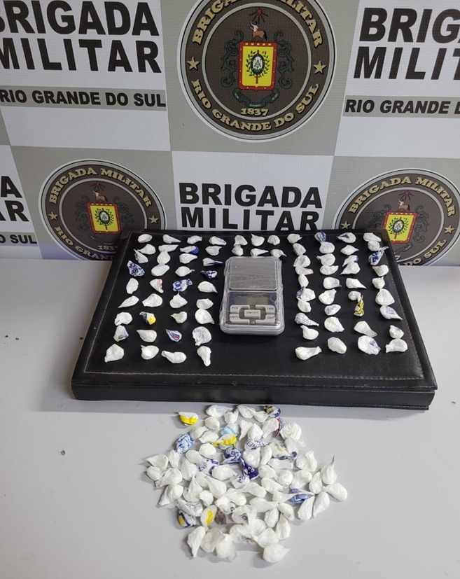 Brigada Militar apreende 150 buchas de cocaína em Veranópolis