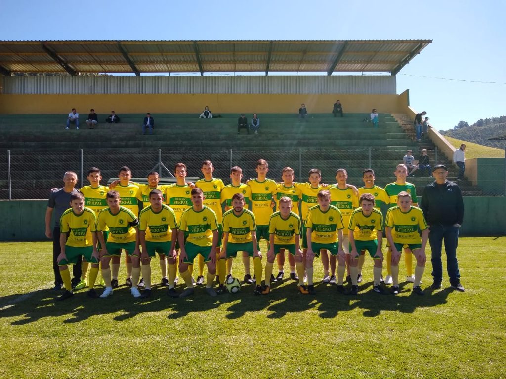 Equipes voltam a campo no Municipal de Futebol de Carlos Barbosa