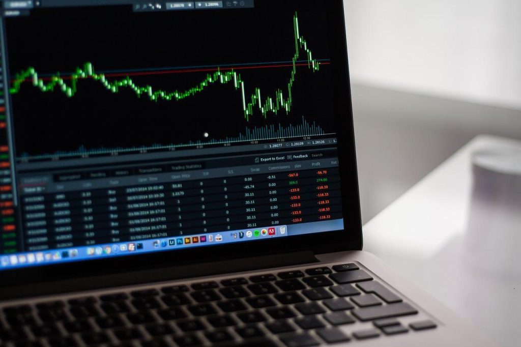 Para ficar de olho: Petrobras, Vale, Engie, Log e mais