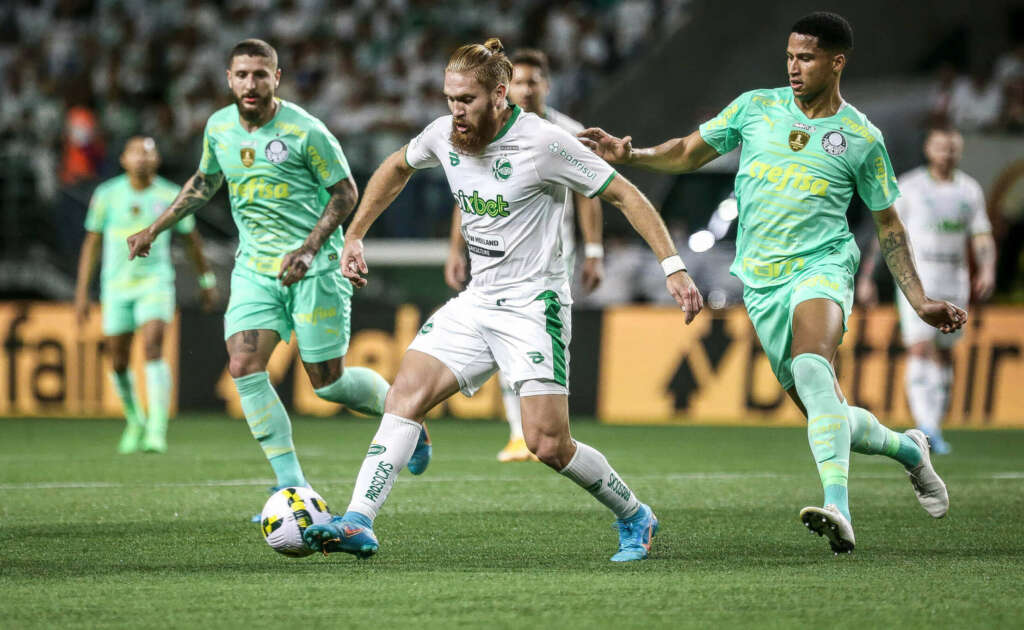 Juventude perde para o líder Palmeiras em São Paulo