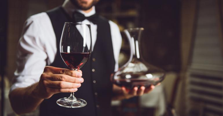 Três candidatos disputarão a segunda edição do Concurso de Melhor Sommelier do Rio Grande do Sul, promovido pela regional da Associação Brasileira de Sommeliers (ABS-RS).