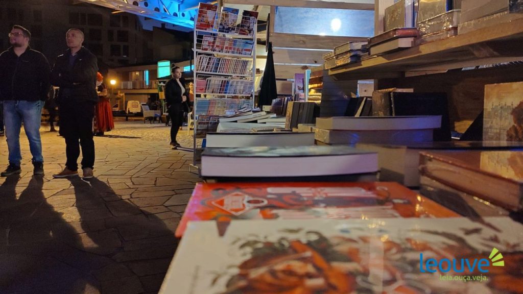 Feira do Livro 2022 de Garibaldi encerra com bom público