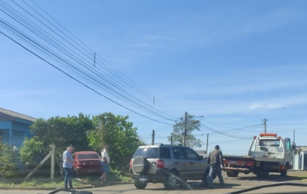 Quatro pessoas ficam feridas em dois acidentes de trânsito, em Vacaria
