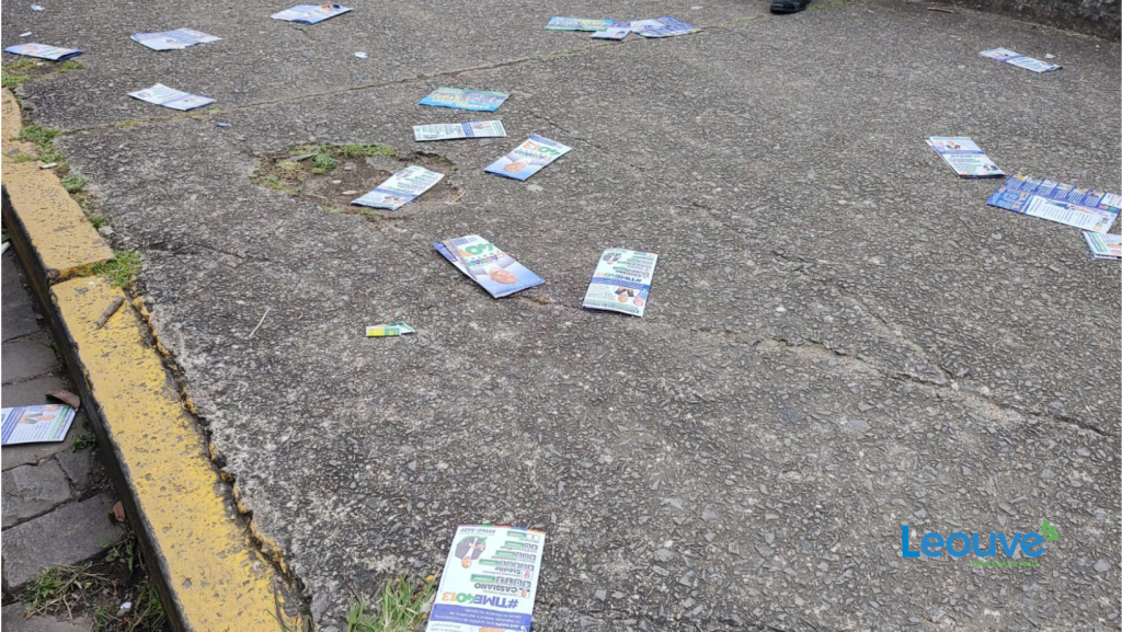 Candidato responsável por 'derrama' de santinhos terá que prestar esclarecimentos em Caxias do Sul