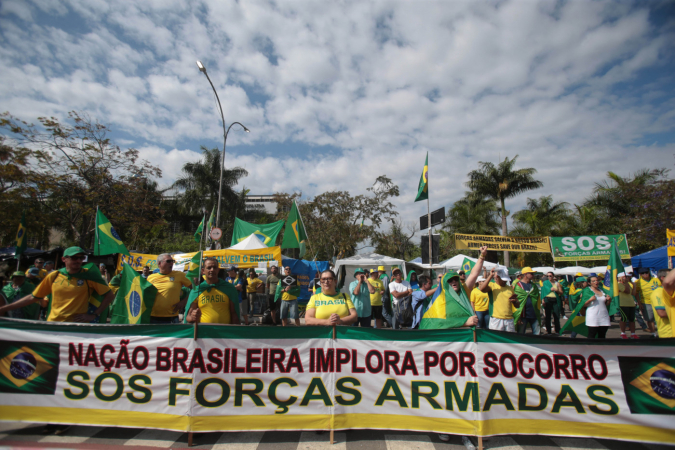 Manifestantes protestam em ao menos 10 Estados no feriado da Proclamação da República