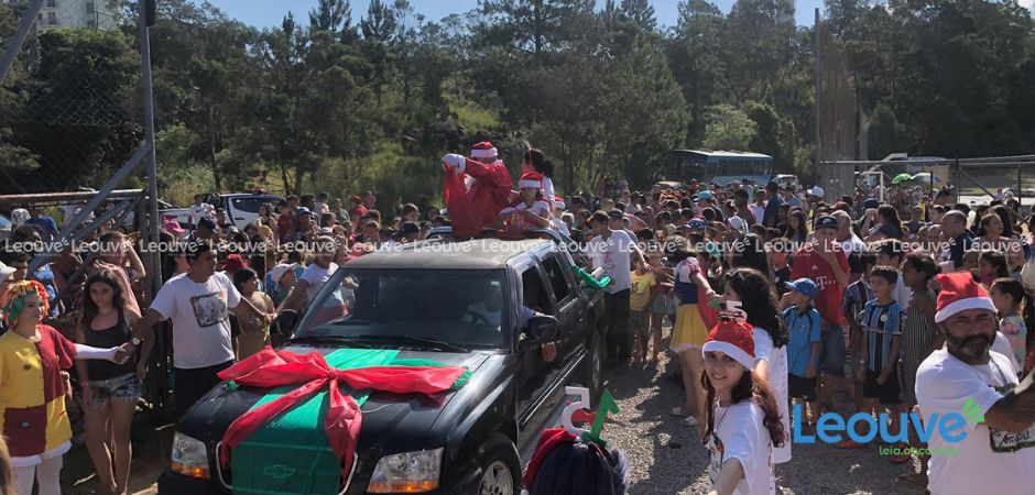 Crianças e adultos se divertem no 15º Natal da Zona Norte em Caxias do Sul (3)