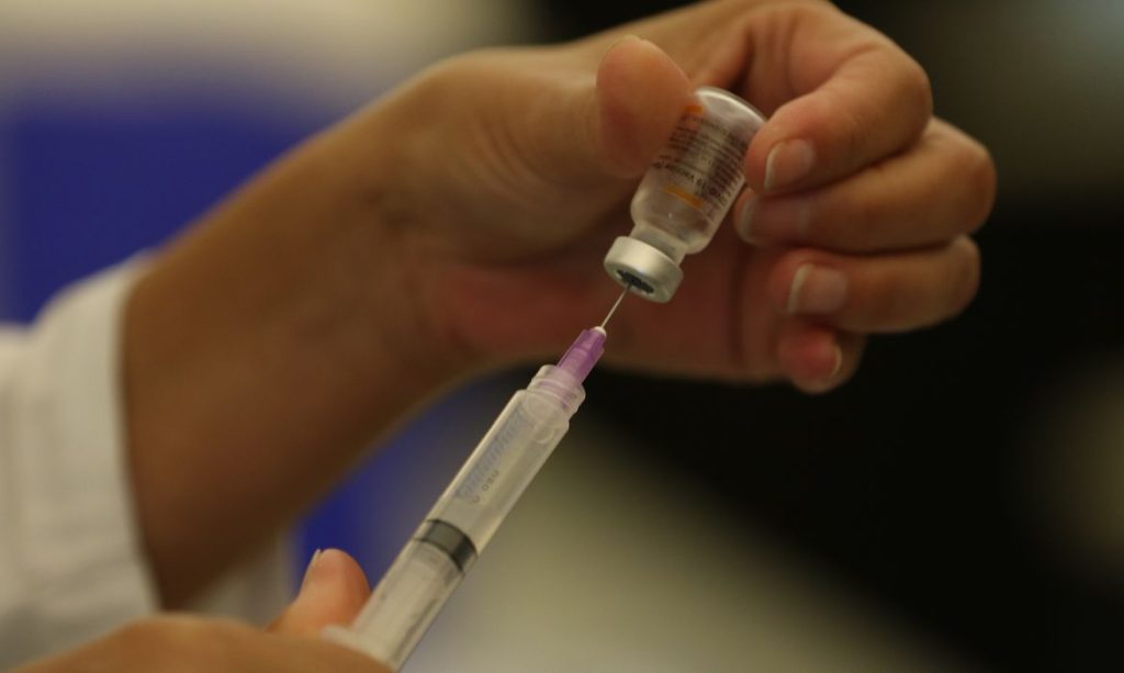 Ministério da Saúde recomenda dose de reforço contra a covid a partir dos 5 anos